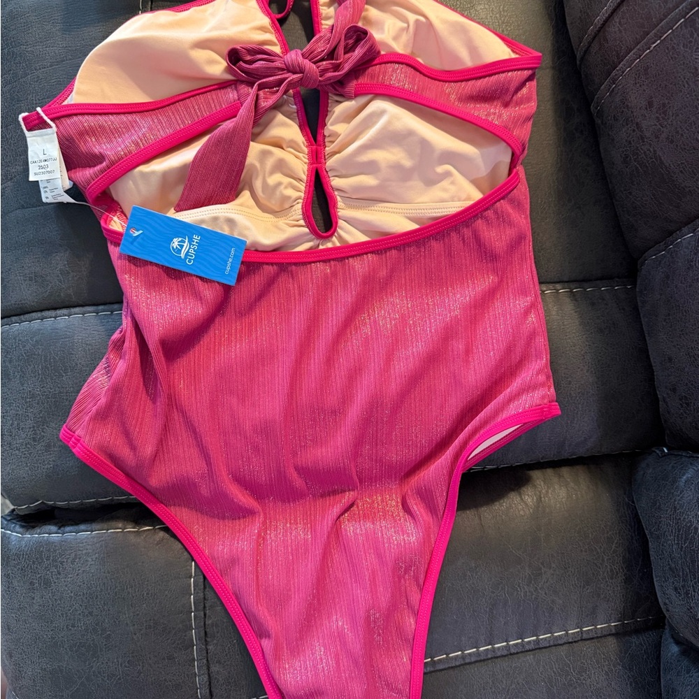 Cupshe Fuchsia One Piece Swimsuit - Picture 8 of 8